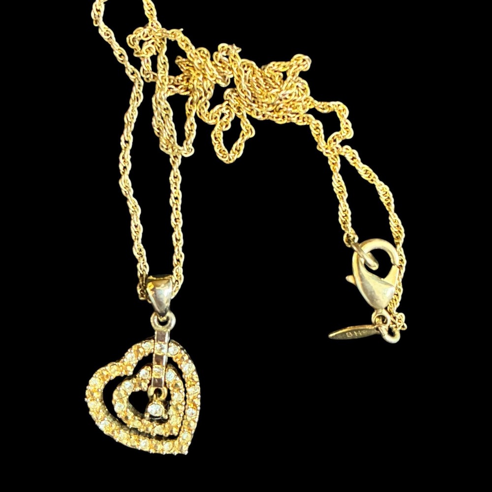 Vintage Avon Gold Tone Double Heart Pendant Necklace 14" Signed